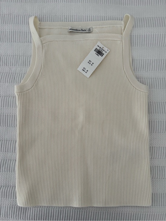 Abercrombie & Fitch Tops - NWT Abercrombie & Fitch Women's Ribbed Cream Tank Top XS